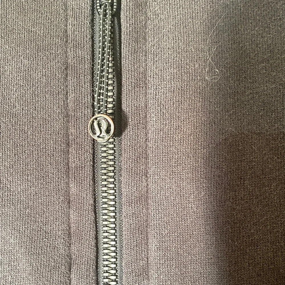 Lululemon Define Jacket Hoodie • Black • Size 4 - Picture 2 of 8